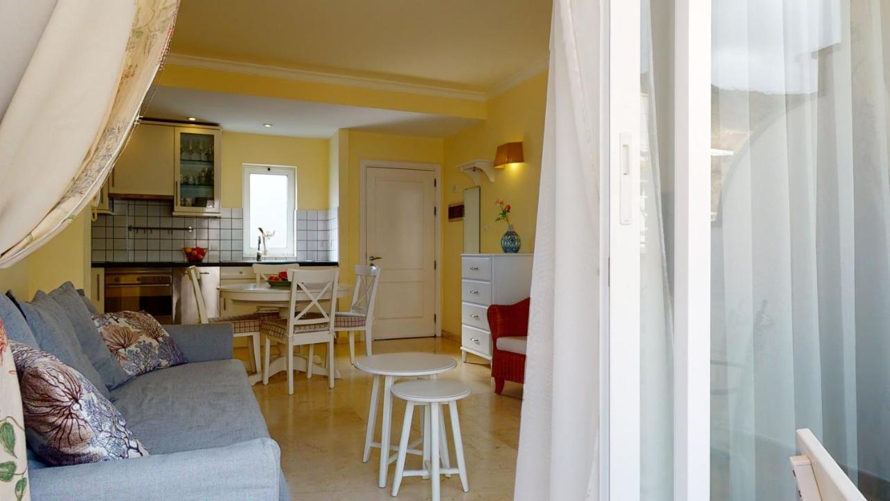 פוארטו דה מוגן Schoene Wohnung Direkt Am Meer Mit Meerblick, Wlan מראה חיצוני תמונה